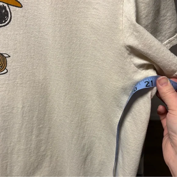 Snoopy Goes West Cowboy Snoopy tee, size adult large - Picture 6 of 7